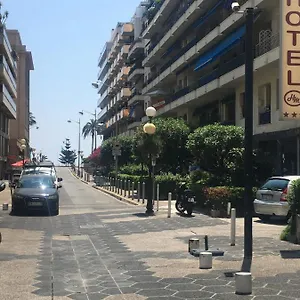 Studio Carré D'or Situé à 50 M De La Plage Appart hôtel Nice